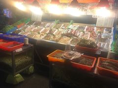 -六合夜市