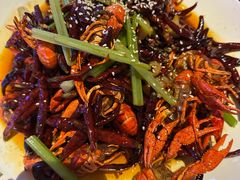 -红盔侠小龙虾(海宁银泰店)