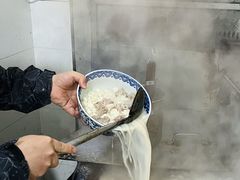 -天发芽·何记葫芦头泡馍·传统小吃(报恩寺街店)