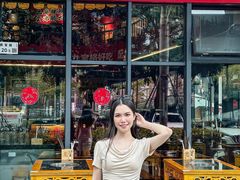 -憨孃孃·重庆老火锅(红山黑金店)
