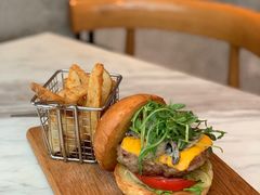 牛肉汉堡-农畉LONFOOD(福田星河COCOPark店)