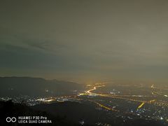 -鬼笑石后山停车场