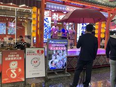-刘姐啤酒鱼民族演艺餐厅(西街总店)