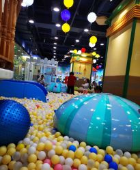 -孩子王(铁西万达店)