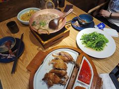 -麦麦山云南菜(复地活力城店)