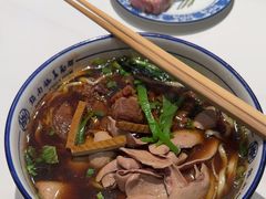 -镇南锅盖面馆(解放路店)