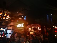 -Cocotte Farm Roast & Winery