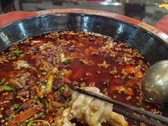 -烧哥美蛙肥肠鱼火锅·十五年社区店