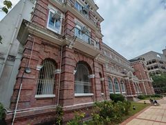 -香港大学