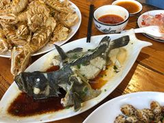 -三亚火车头万人海鲜广场