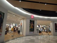 -优衣库(石家庄裕华万达广场店)