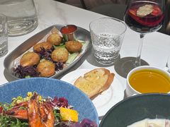 -芳草地西式融合餐厅(回龙窝店)