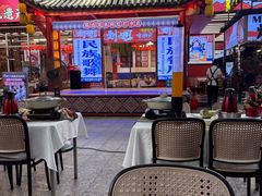 -刘姐啤酒鱼民族演艺餐厅(西街总店)