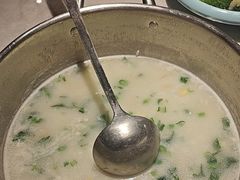 -粤顺渔坊·中山脆肉鲩火锅(清湖店)