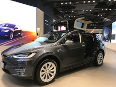 -TESLA 特斯拉(上海太古汇体验店)