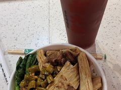 腐竹牛腩饭-卤大叔·广州牛杂(壹方城店)
