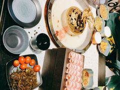 -炙爱鮮貨火锅(中东砂之船店)
