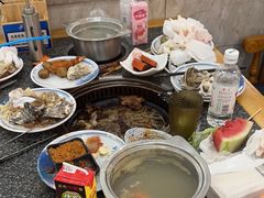 -锤头鲨毛肚海鲜烤肉自助餐厅(国购广场店)