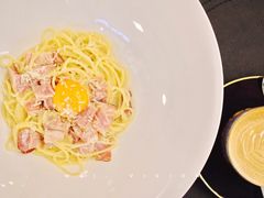 奶油白酱意粉配陈年巴马臣芝士-Salon de The de Joel Robuchon(外滩18号店)