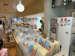 -猫的天空之城概念书店(景德镇陶溪川店)