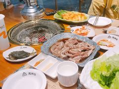 -万兴佳烤肉·长白山老味道(东岸里店)