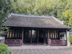 -汇龙潭