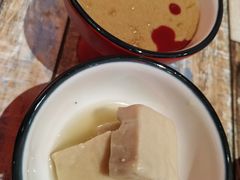 -虾弄弄海派小龙虾·牛羊蝎子火锅