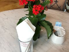 -上海滴水湖皇冠假日酒店