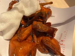 脆皮乳鸽-鸽子侯·家宴·平价海鲜(绿地店)