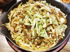 铁板粉丝包菜-局气烤鸭·北京菜(前门店)