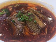 -康师傅私房牛肉面(马泉营奥莱店)