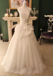 3-Flora婚纱礼服定制租赁店