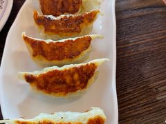 煎饺子-拉面莊夢語＆中华料理八椿