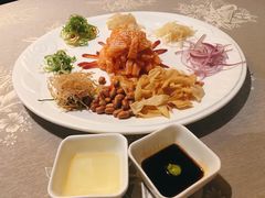 捞起三文鱼-香云轩·顺德菜(香云纱园林酒店店)