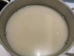 -红鼎豆捞·非遗鲍皇汤火锅(宝丰路店)