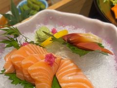 -山川小町·极番烧肉(新地假日广场店)
