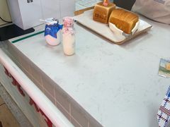 -红星前进面包牛奶公司(五道口购物中心店)