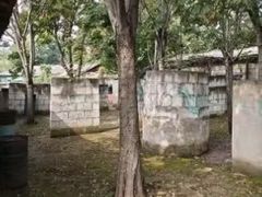 -东湖小天池真人CS彩弹野战基地