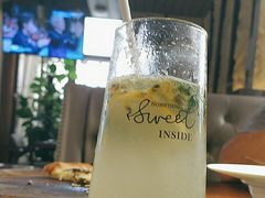 -卡普里披萨·牛扒·下午茶