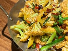 -泥糊破店小酒馆·团建聚餐(南京西路店)