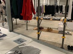 -川久保玲(大阪店)