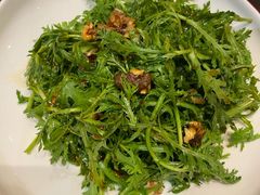 核桃仁茼蒿菜-老正兴菜馆(福州路店)