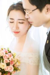 -上花轿婚纱摄影