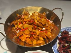 蒜子焖肥肠-老房子·南昌菜(双子塔店)