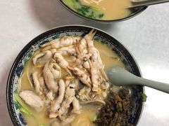 -明呈黄鱼面馆(斜土路店)