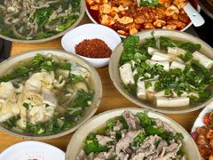 -大众跷脚牛肉馆·非遗传承单位(峨眉山店)