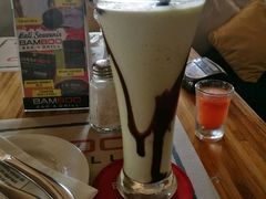 牛油果奶昔-Bamboo Bar & Grill Restaurant