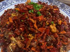-黄桷树曹家私房菜(江与城店)