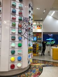 -乐高品牌旗舰店(人民广场店)