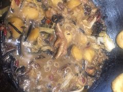 -哈尔滨东北铁锅炖(都督街店)